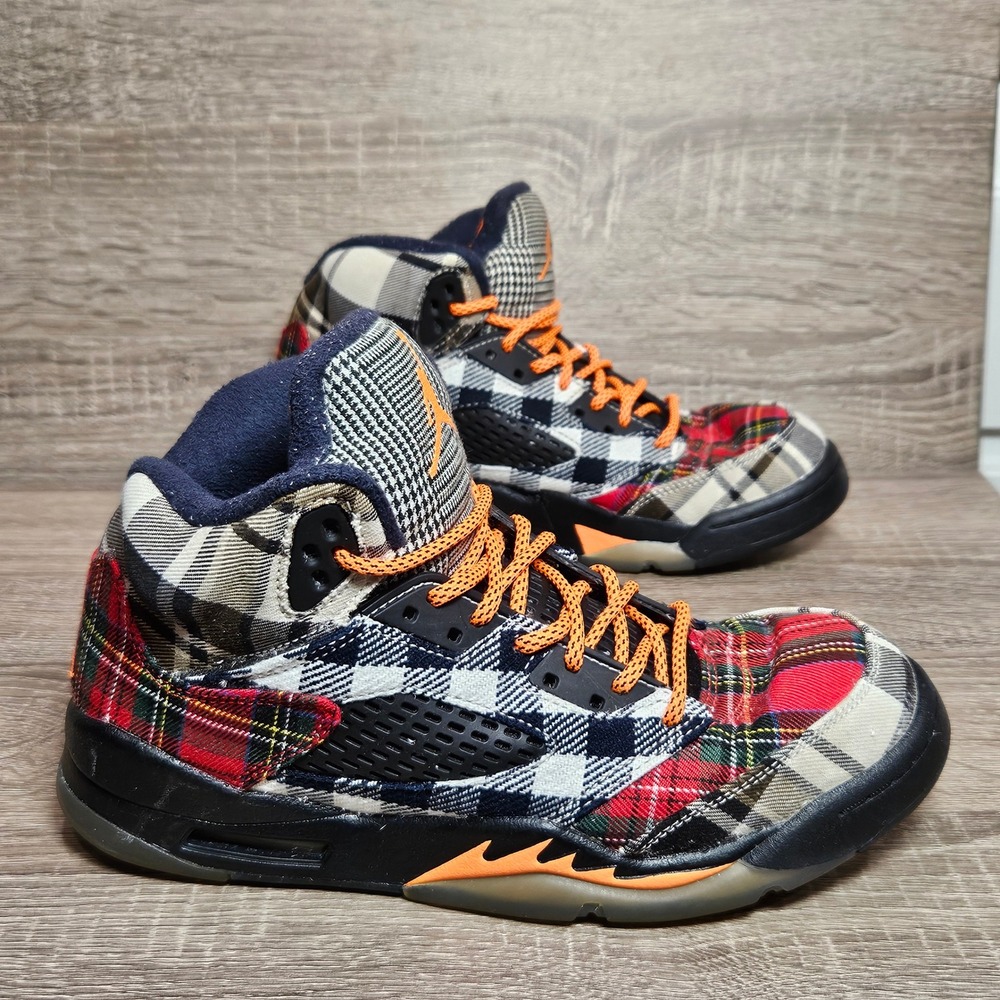 Air Jordan 5 Retro SE Plaid GS Black Total Orange FD4814008 6Y Mens 6 Womens 7.5